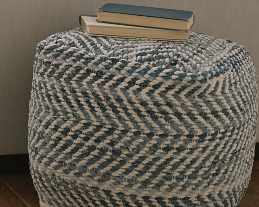 4842 Pouf