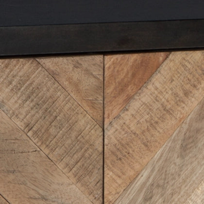 20932 Accent Cabinet