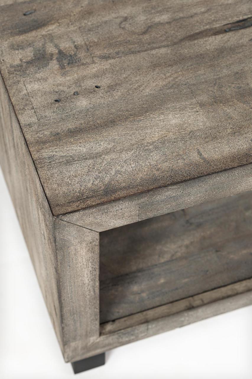 15440 Cocktail Table